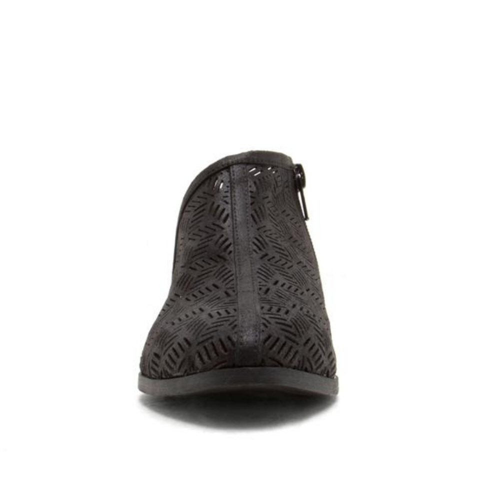 Last Pair Sale!! Spring Perforated Booties Size 6 - Picture 5 of 6